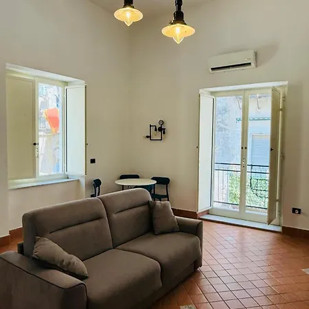Casa Nostra Ai Spagnoli Neapel